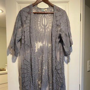Rebellion Lace Duster Top, Size Small